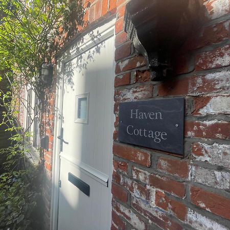 Haven Cottage, クロマー エクステリア 写真